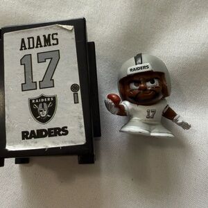 NFL Las Vegas Raiders Adams 17 Locker Teenymate Football